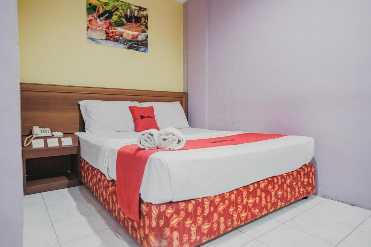 Reddoorz Near Nagoya Hill Mall Batam 5 Extérieur photo
